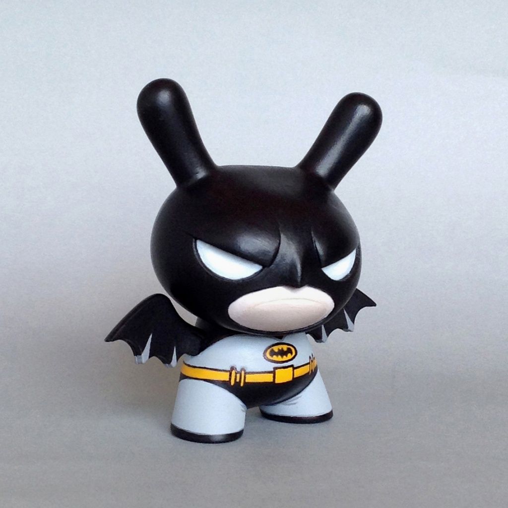 BATMAN Dunny Custom by FLUKE side