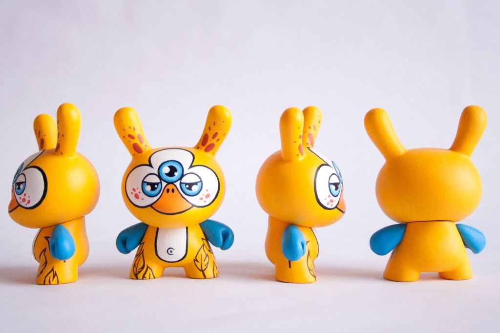 Hecho en Mexico Dunny custom series wuzone kidrobot