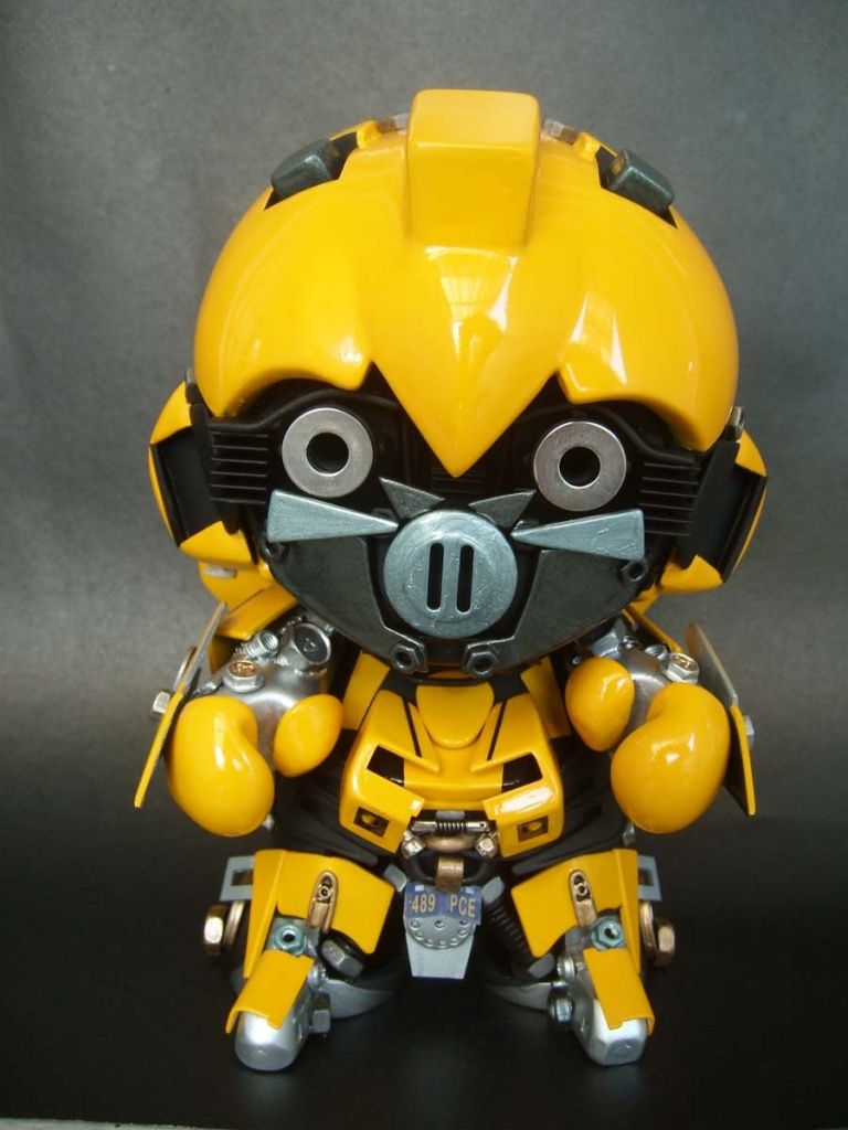 7 inch BUMBLEBEE MUNNY by Jan Calleja 2009