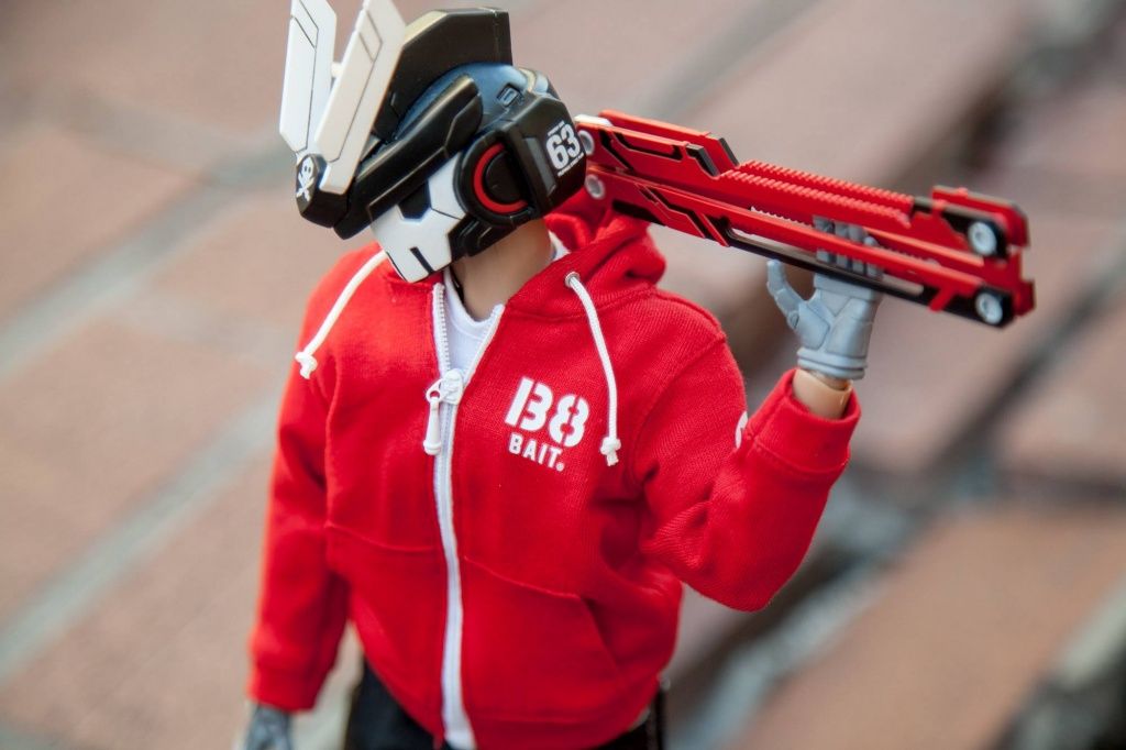 BAIT x Deviltoy - The TEQ63 SDCC 2016 Red Exclusive side