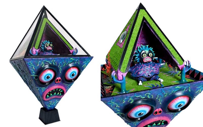 The Lurker by Seymour (Peter Kelk) One-off Hand Sculpted / hand painted acrylic / plexi glass and wood / Stands roughly 60cm $1650 (AUD)
