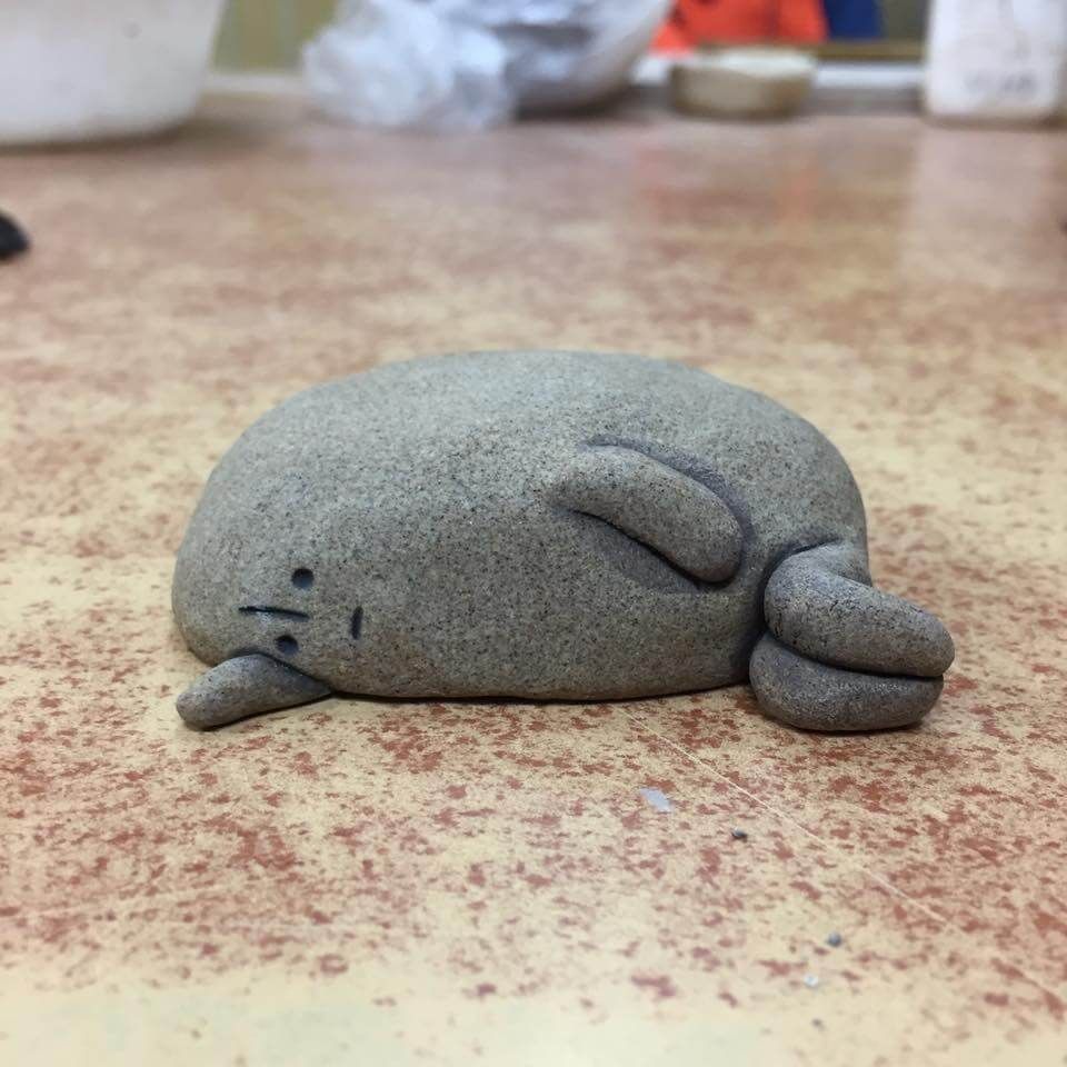 Chuck sleeping rock by Toinz full