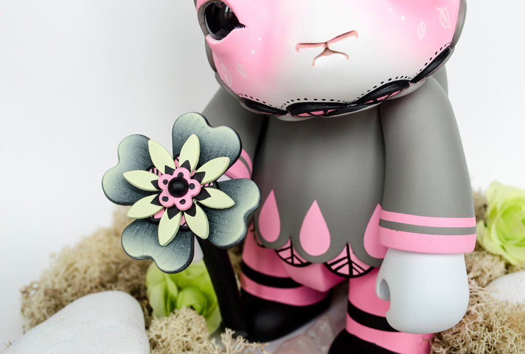 Kuma Hana By Tomodachi Island Clutter Toy2r QEE close up