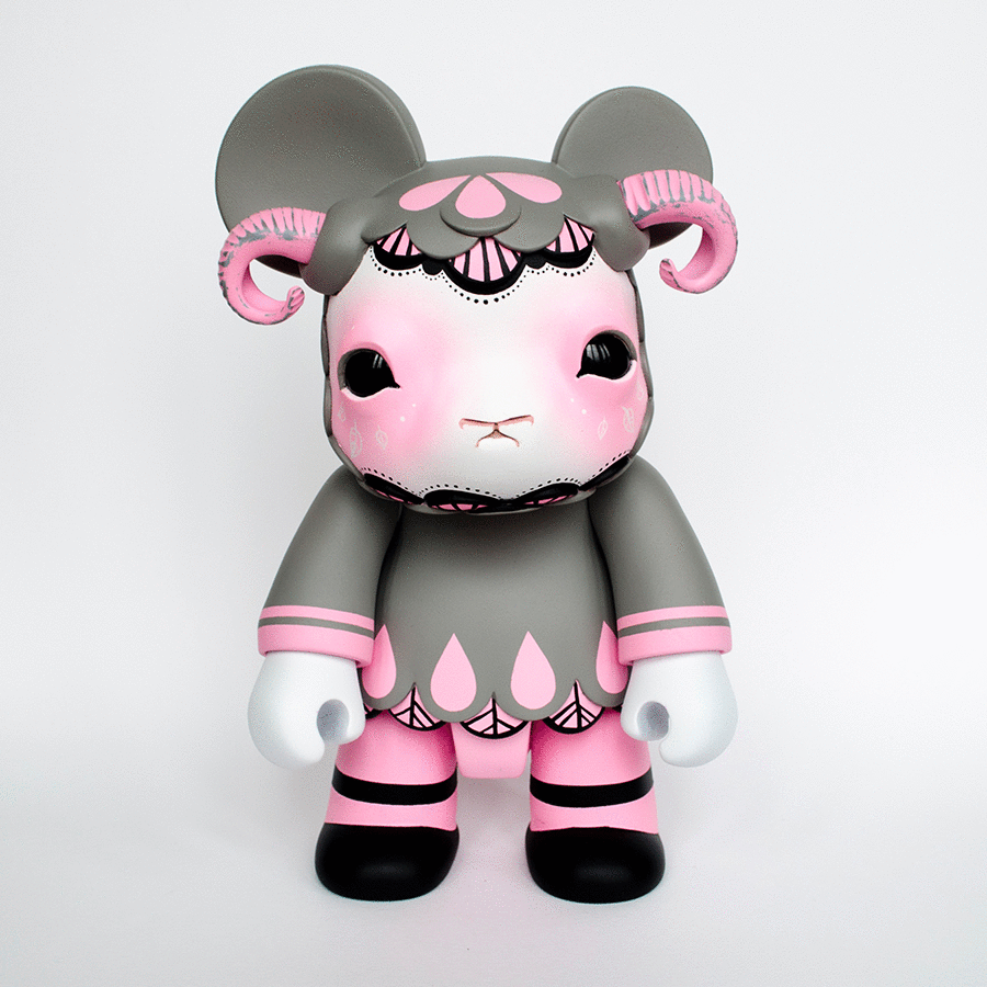 Kuma Hana By Tomodachi Island Clutter Toy2r QEE front