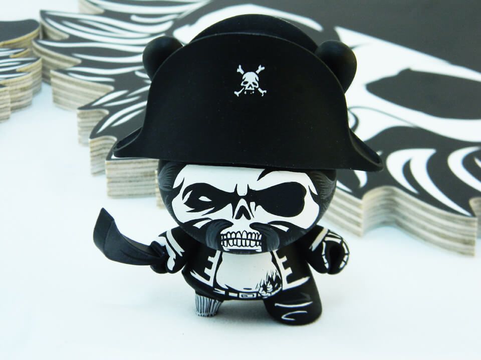 Zombie Captain Sturnbrau By Jon Paul Kaiser x Martian Toys close up