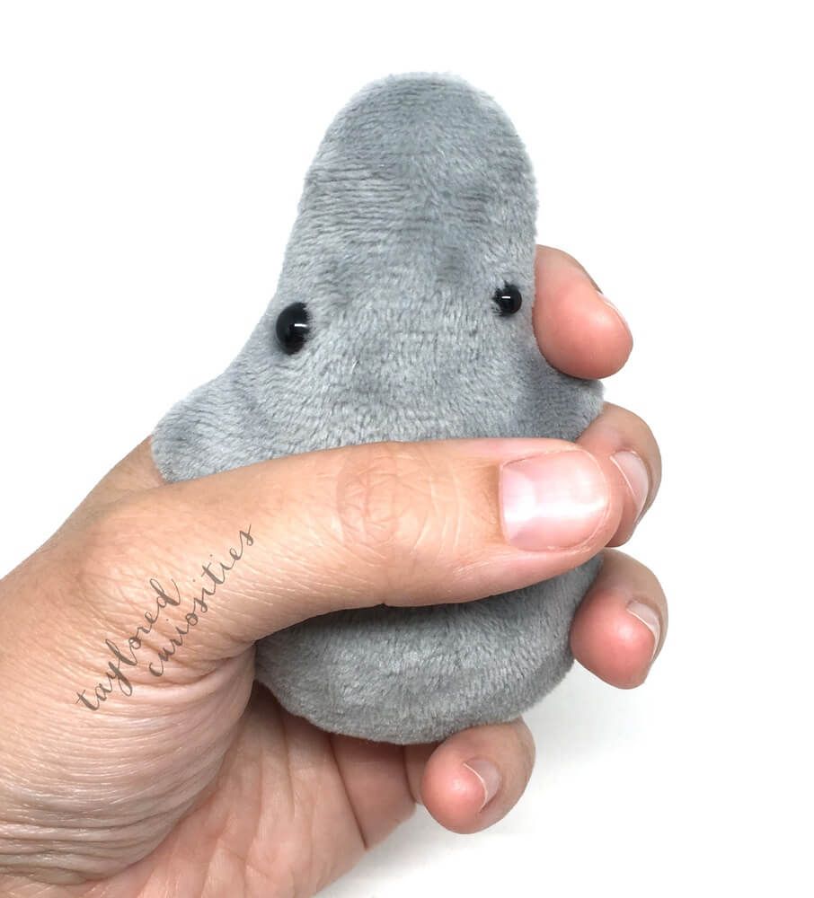 taylored_curiosities_the_feelings_worry_aromatherpay_plush_therapy_doll_art_lavender_hand