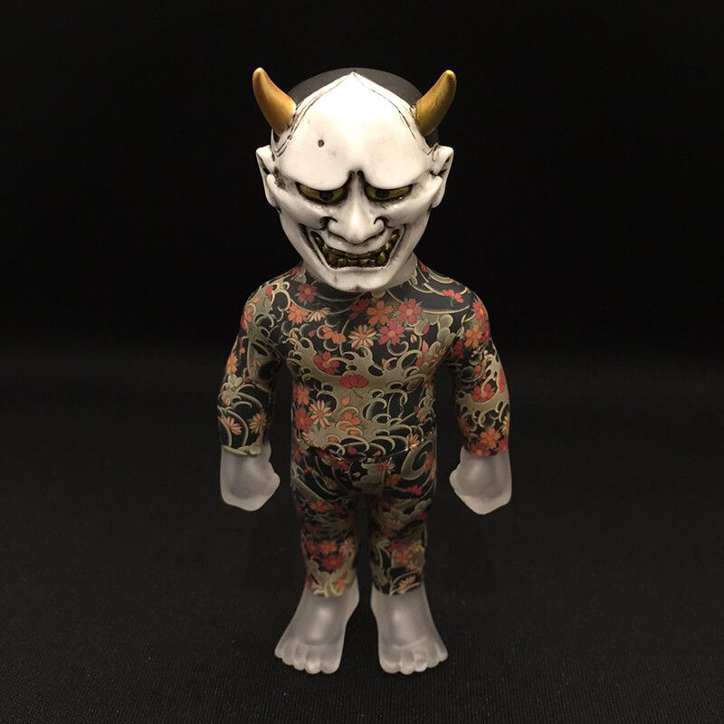 hannya-mask-irezumi-dokuro-man-white-mask-three-tides-tattoo