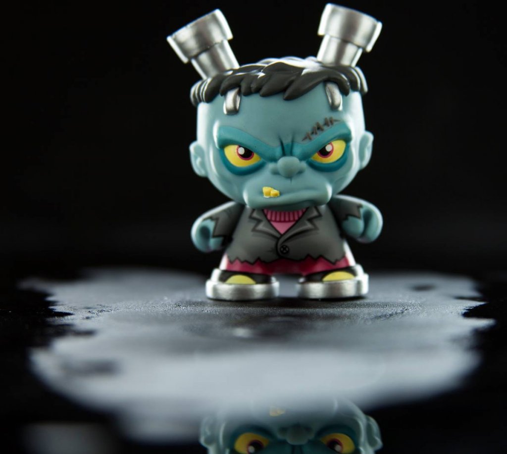 the-odd-ones-dunny-series-franics-by-scott-tolleson-x-kidrobot