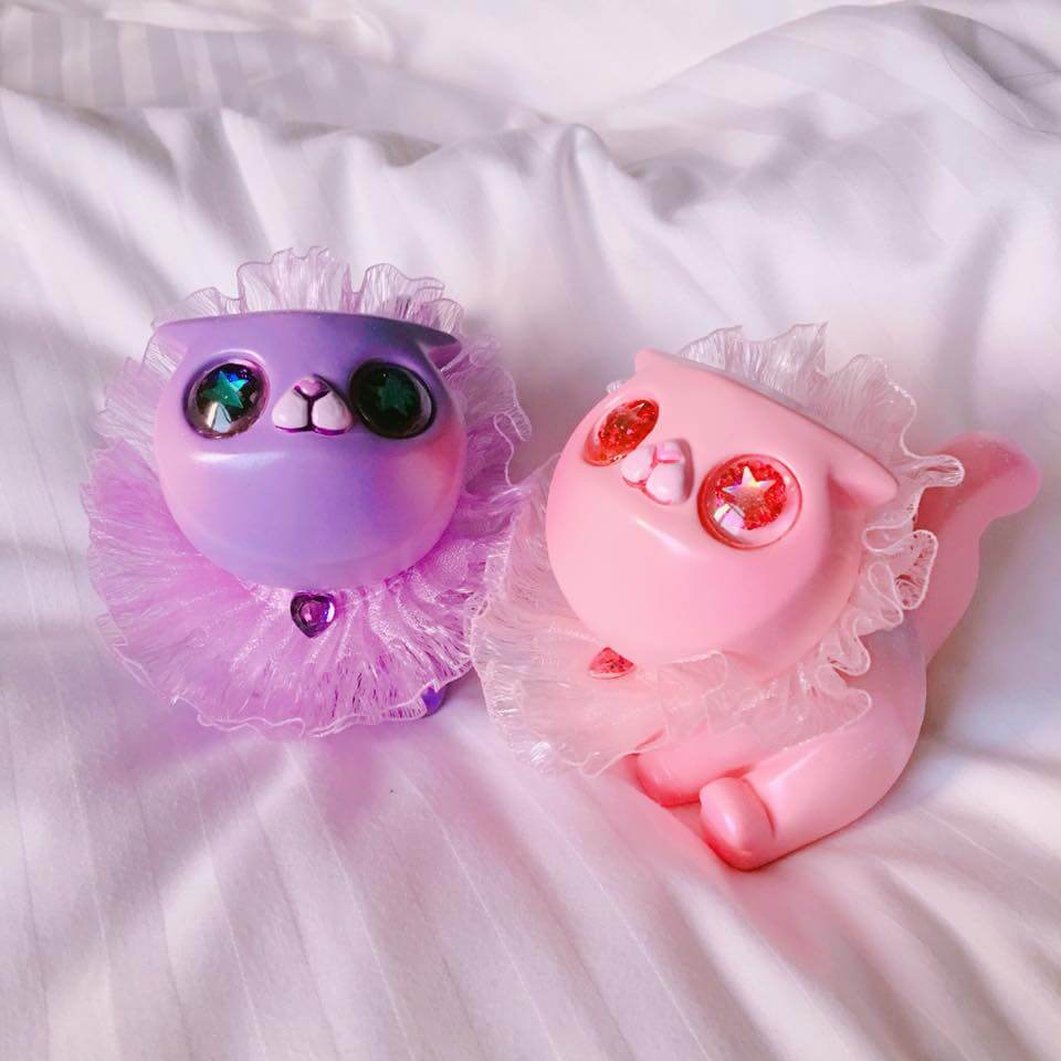 boom-boom-poom-kimimis-look-cat-me-worldwide-release-pink-purple-resin