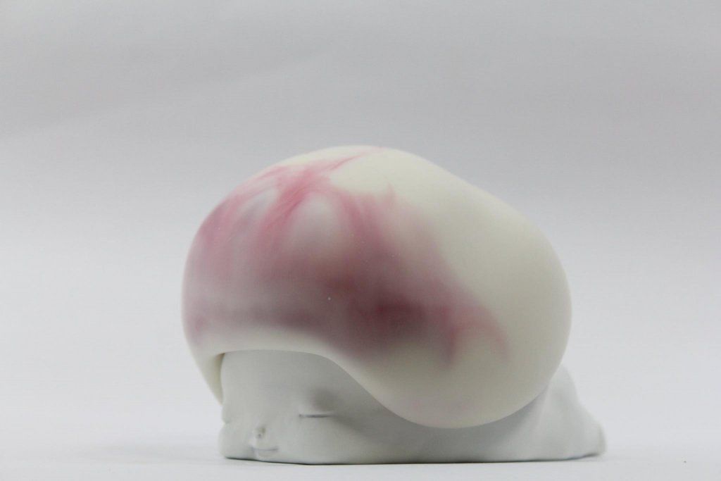 inside-head-koneta-series-two-by-shin-ogura-strawberry-milk-side