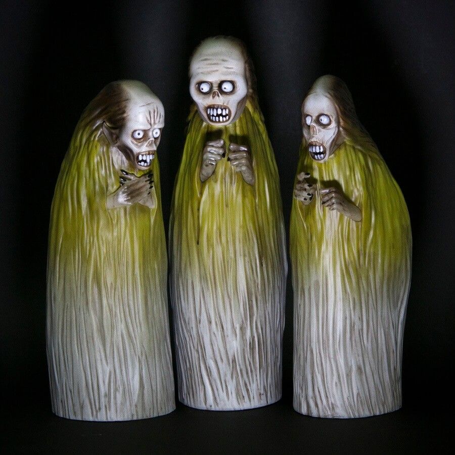 the-return-edition-three-witches-by-john-kenn-mortensen-x-unbox-industries