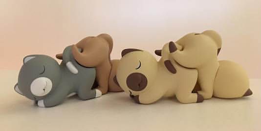 kittysuta-by-kevin-luong-x-munky-king-toys-worldwide-release