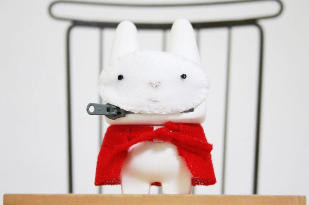 pre-order-rabbit-man-by-eloise-kim-close-up