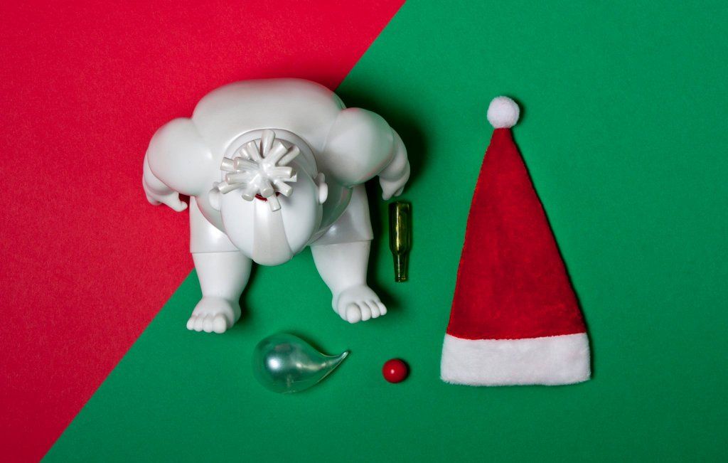 chunk-white-christmas-set-by-jim-dreams-x-unbox-industries-accessories