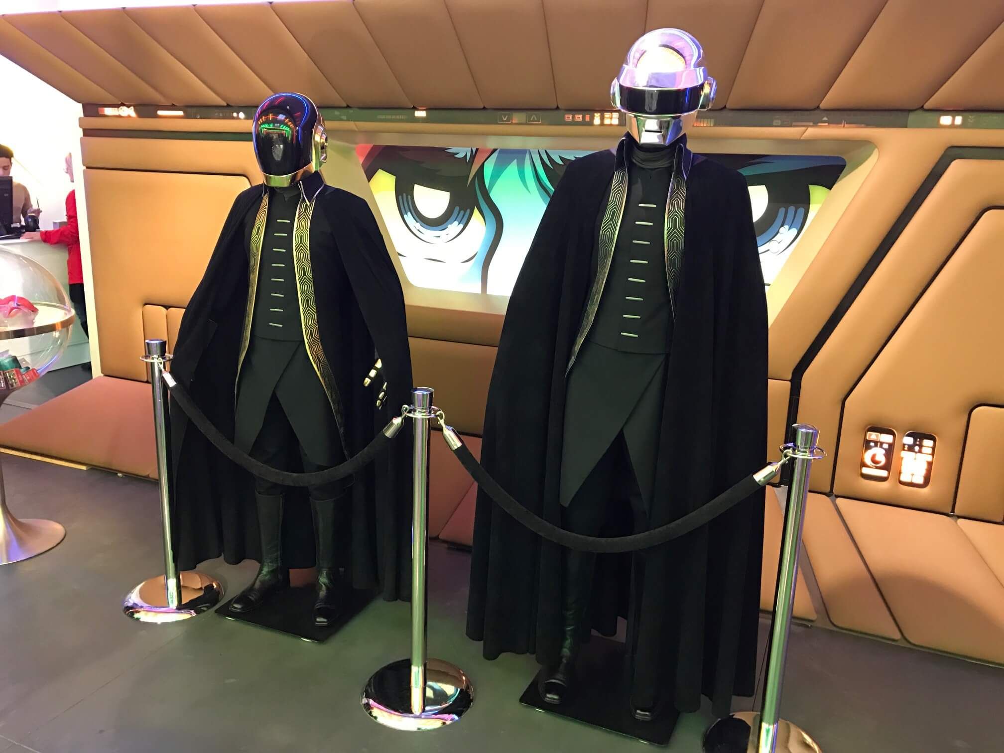daft-punk-pop-up-LA-8