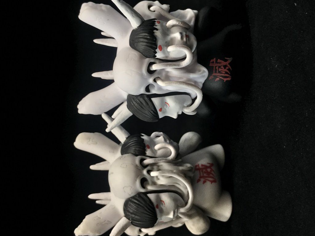 tokyo-jesus-arcane-divination-kidrobot-dunny-1