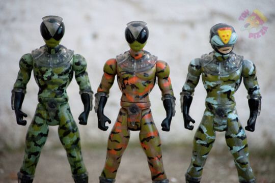 nu:synth initiative: 1/12 Knights of the Synth by 1000toys x