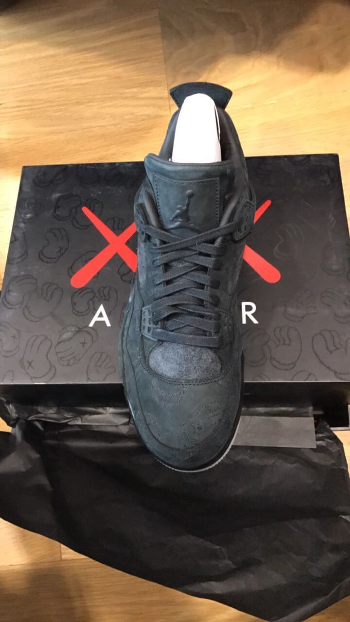 KAWS-Air-Jordan-4-retro-black-1