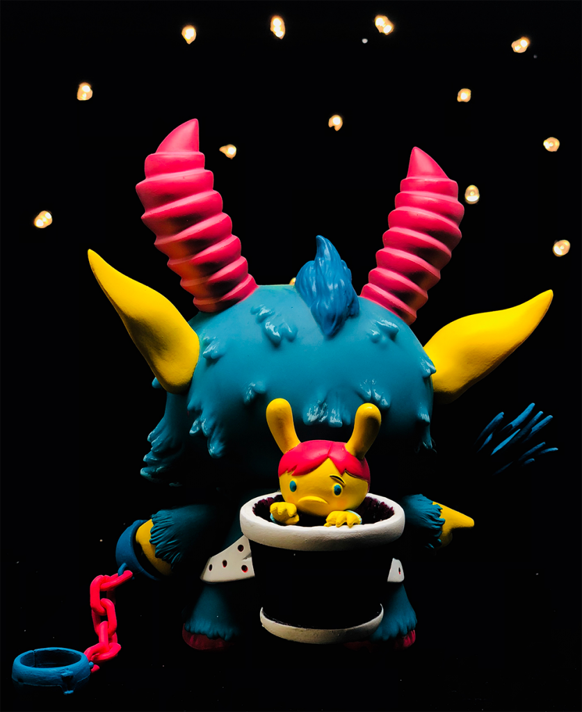 krampus-tolleson-sillyk-kidrobot-rear