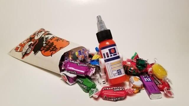 UV-Reactive-Orange-tattoo-Ink-Droid-RandomSkull-Wunderland-Tattoo-Paper-Plastick-1