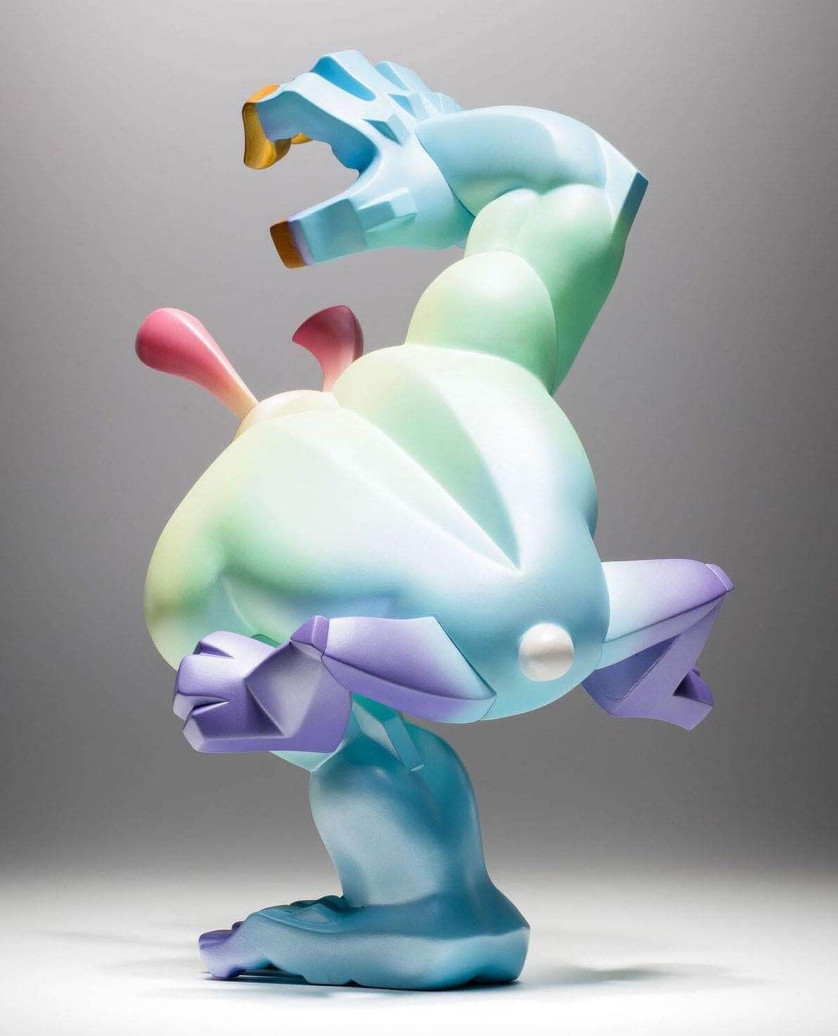 COARSE x INSTINCTOY paw Limited edition The toy chronicle Tokyo Comic Con 2018 Back