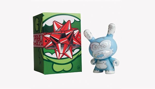 MAD Variant Christmas Dunny - Kidrobot