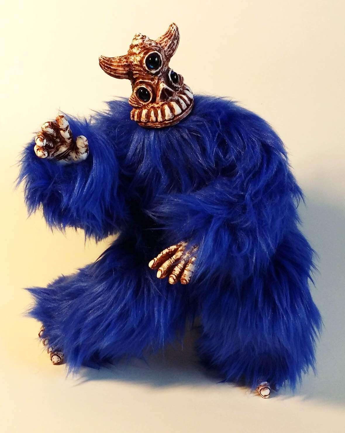 Scloozie Death Hopper Shagghoulie3