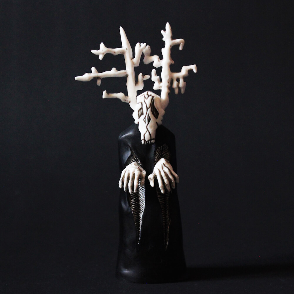 Tsihata-Minifigure-By-Kosrobot black n white