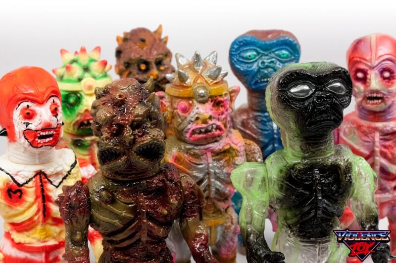 DOPPELGÄNGERS violence toys