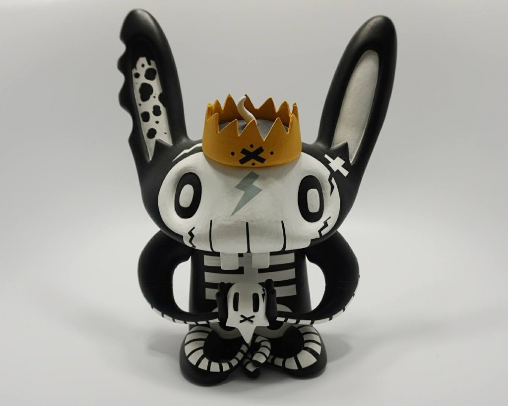 The Skull King By Nakanari x Nathan Jurevicius Bunniguru full