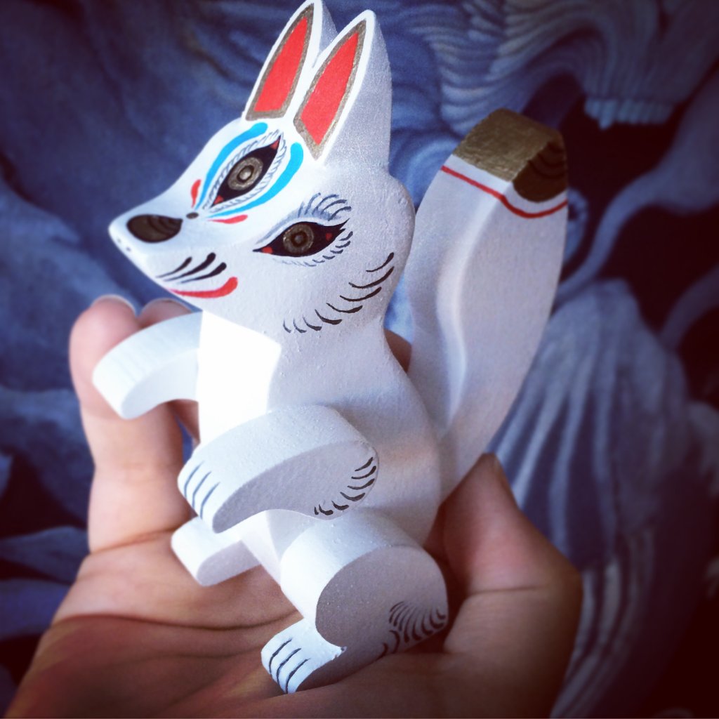 Candie_wooden fortune fox painted
