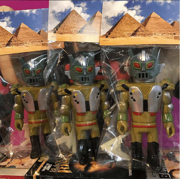new-mega-junktion-by-le-merde-toys