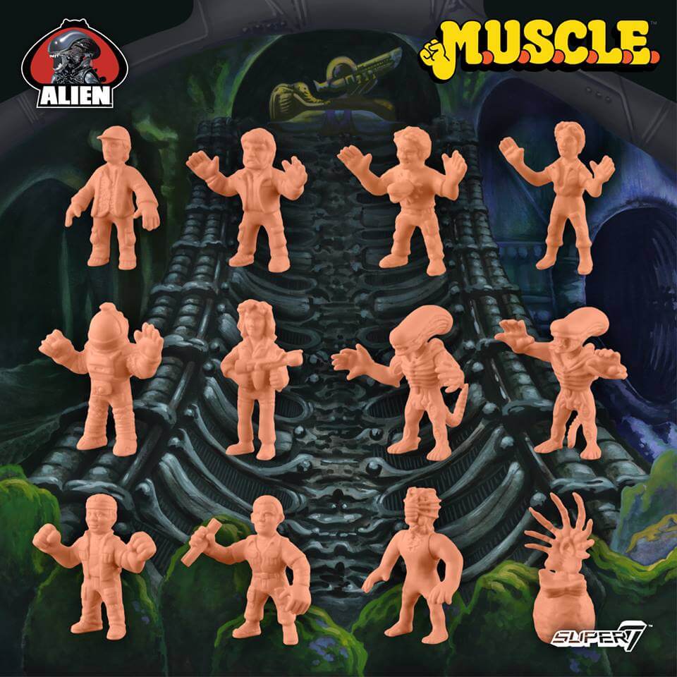 alien-m-u-s-c-l-e-by-super7
