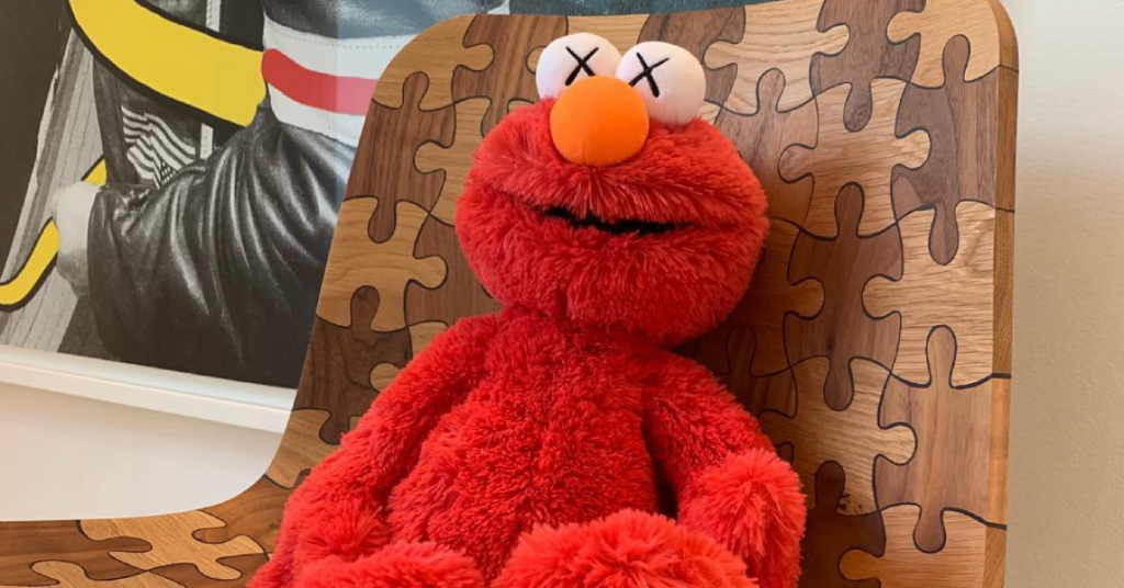 uniqlo elmo soft toy