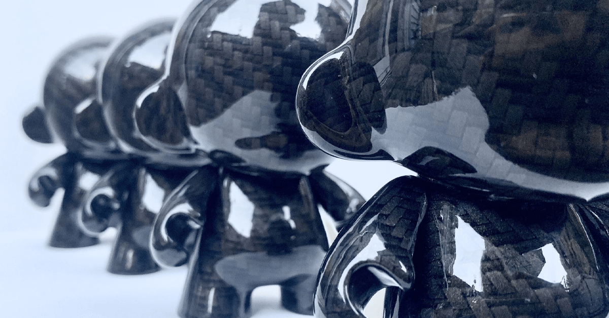 carbon-fibre-bomber-munny-featured