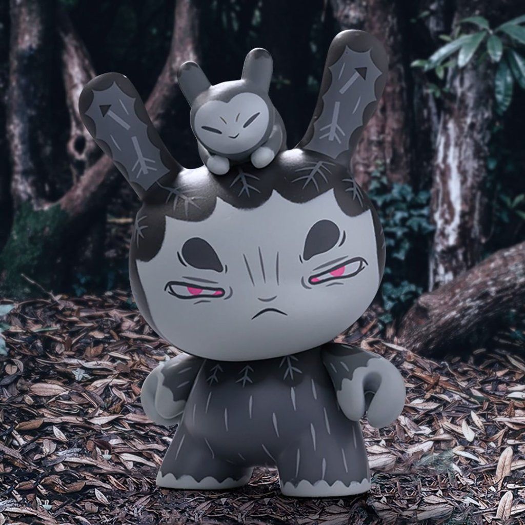 diana-yoii-spiritusdea-kidrobot-dunny