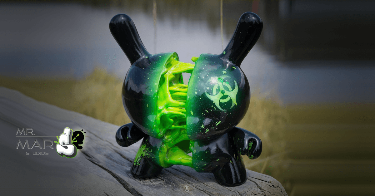 mr-mars-studio-biohazard-custom-dunny-featured