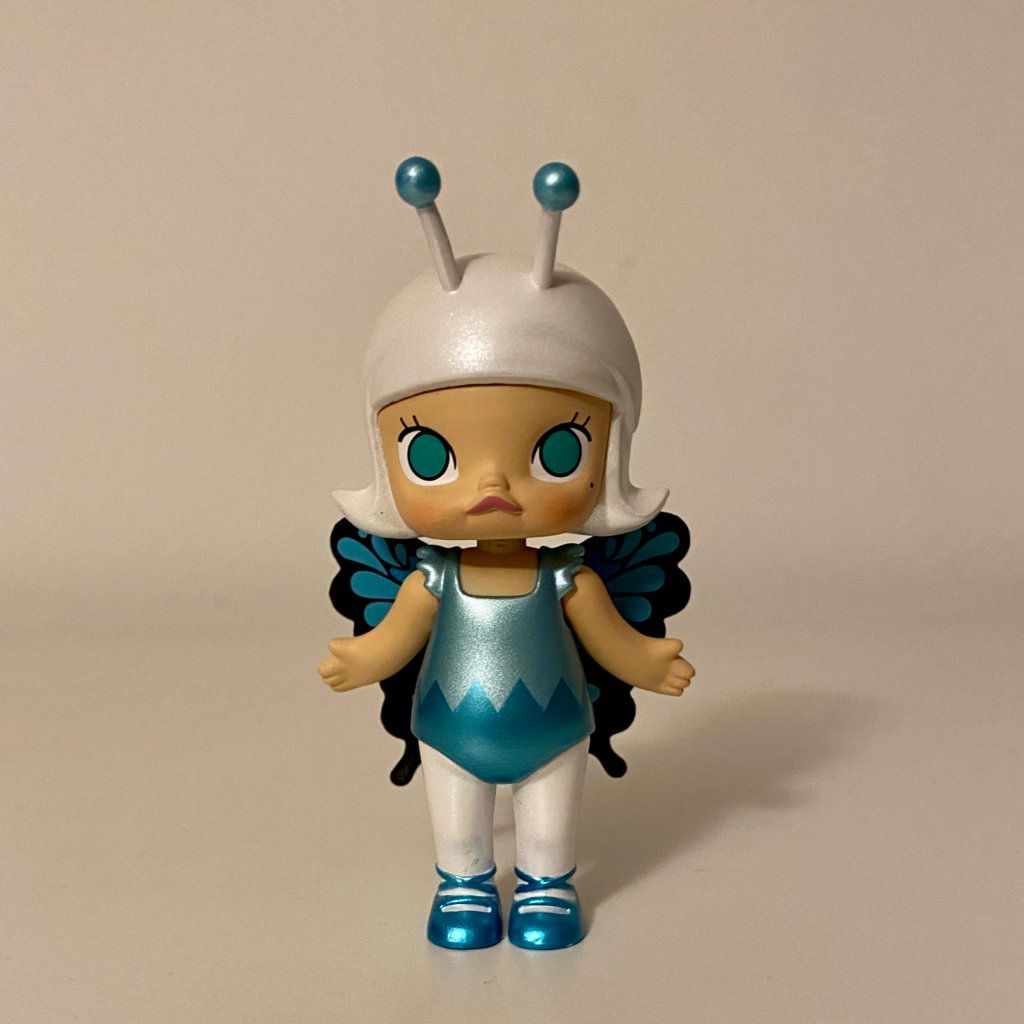 molly-bugs-s1-popmart-kennyswork-blue-monarch