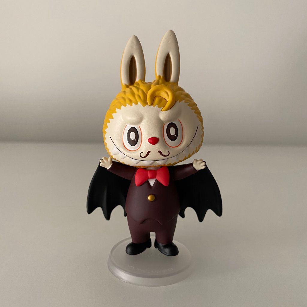 the-monsters-carnival-popmart-kasinglung-vampire-lord