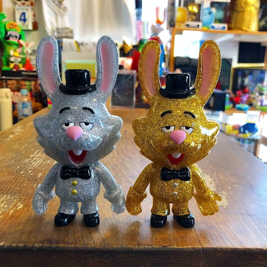 SWING BUNNY Gold & Silver 5th Anniversary Edition by