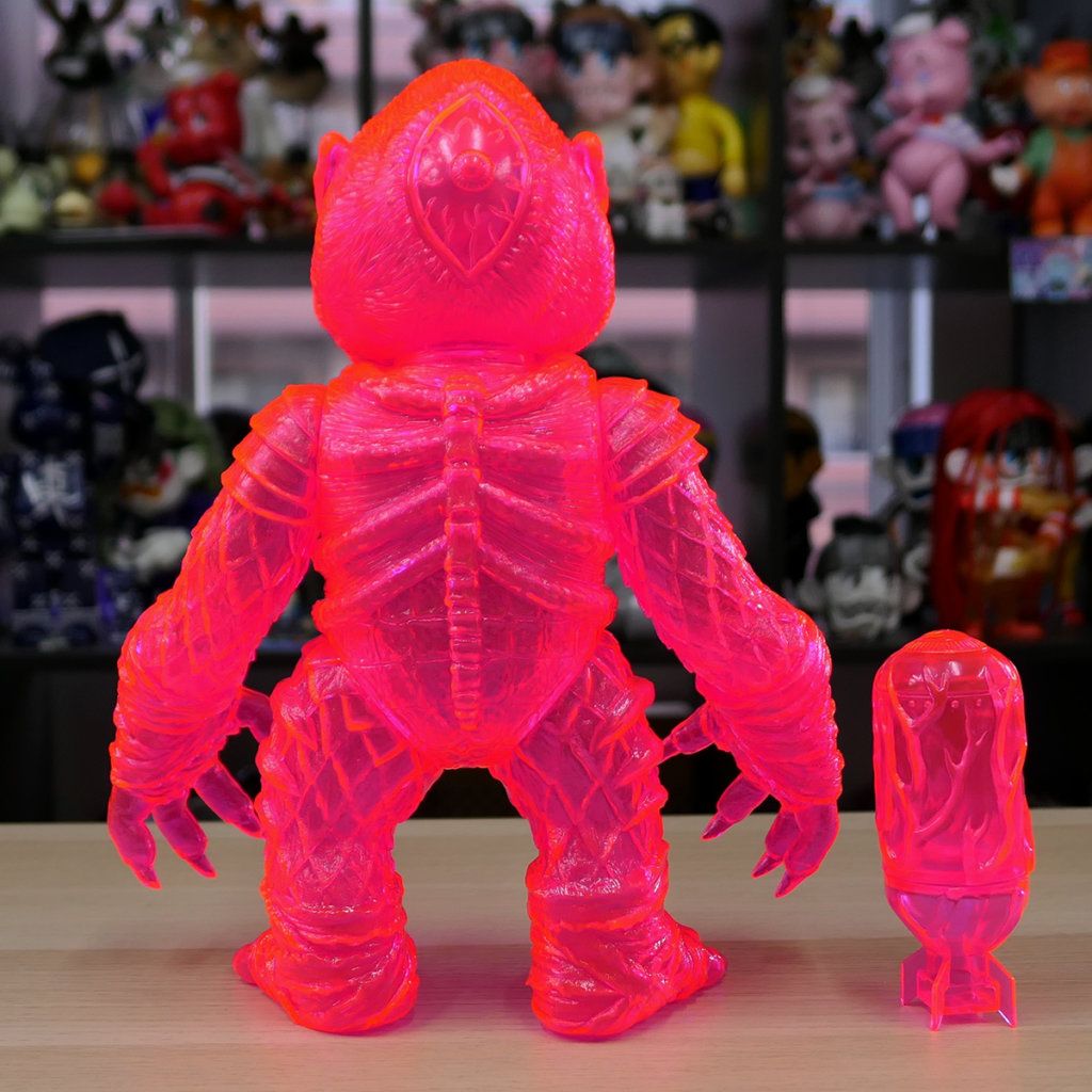 BLACKBOOK TOY MISHIKA KONG ソフビ - メルカリ