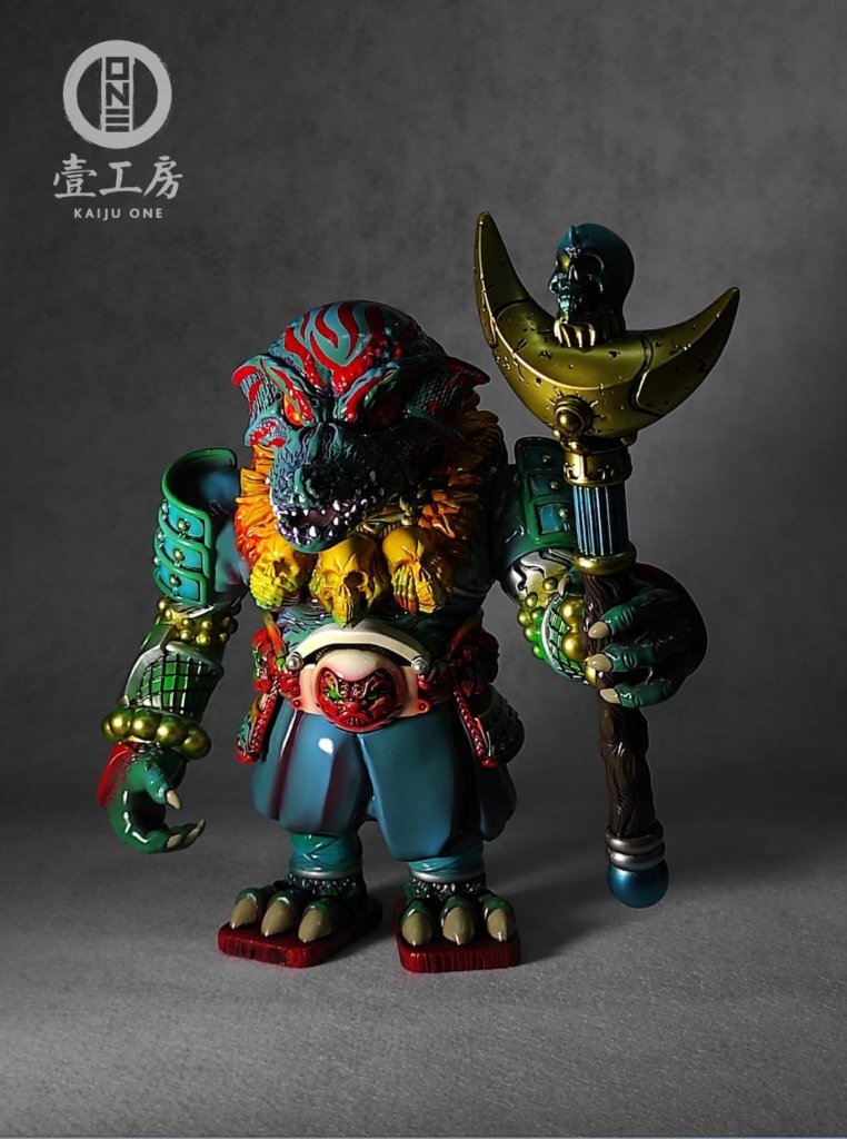 Monk Sha Amazon by Emoshun Kenneth Wan x Kaiju One - The Toy Chronicle