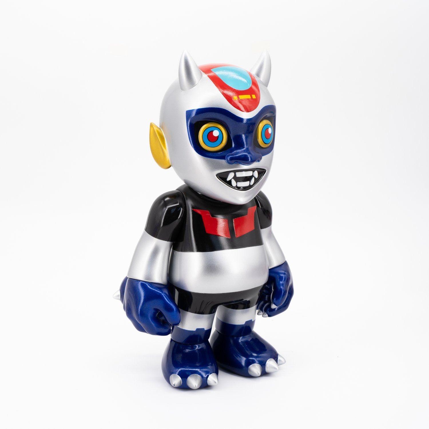 Mutant Vinyl Hardcore x Unbox Industries Presents NEO-LASH