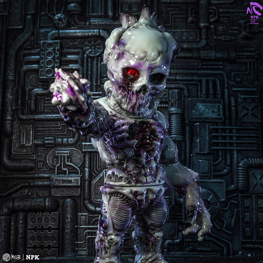 NPK Grey Heart by KCB Toy - The Toy Chronicle NPK Grey Heart by KCB Toy - The Toy Chronicle