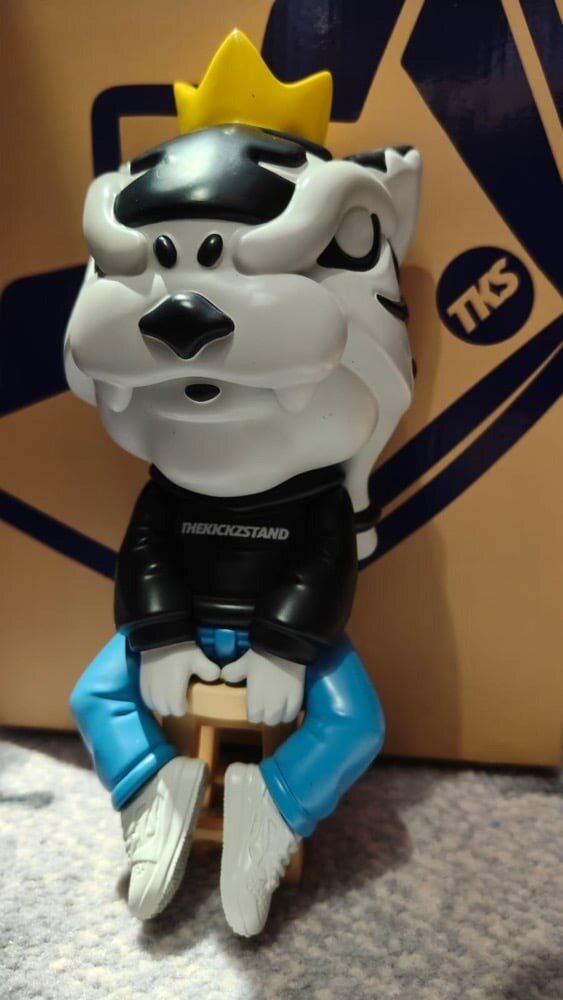 Shelterbank Justin フィギュア TANAVIT23 x THEKICKZSTAND Presents JEM Kickz Edition - The Toy