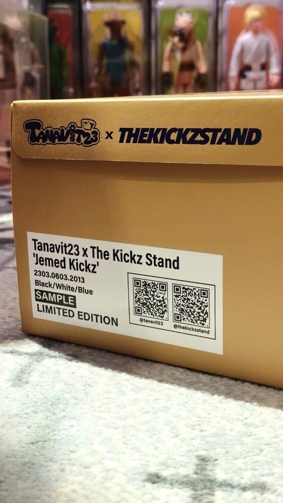 TANAVIT23 x THEKICKZSTAND Presents JEM Kickz Edition - The Toy